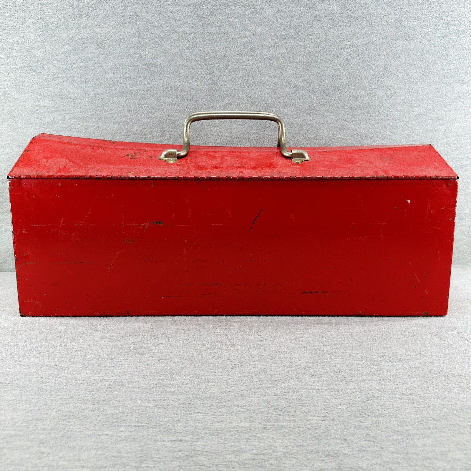WATERLOO INDUSTRIES – Vintage Key to Quality Red Heavy Duty Tool Box