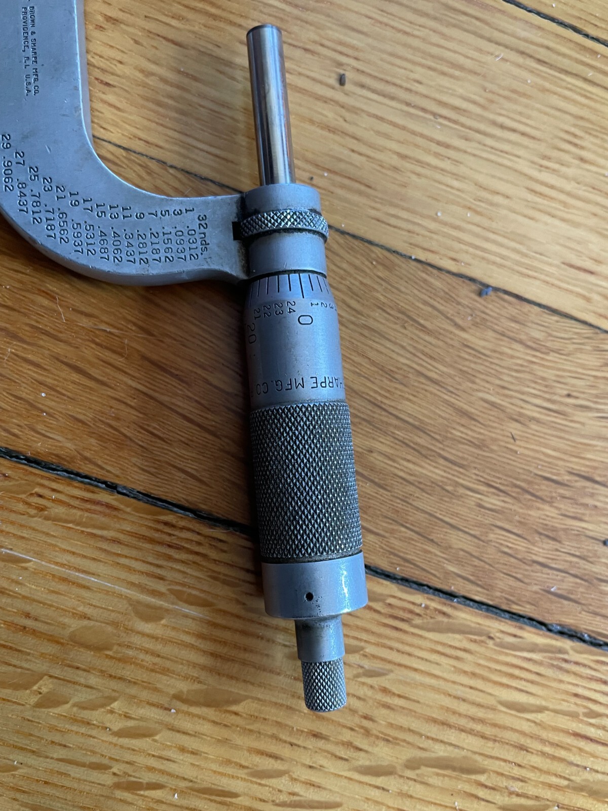 vintage USA Brown & Sharpe MFG 1″ – 2″ Micrometer for machinist toolmaking lathe