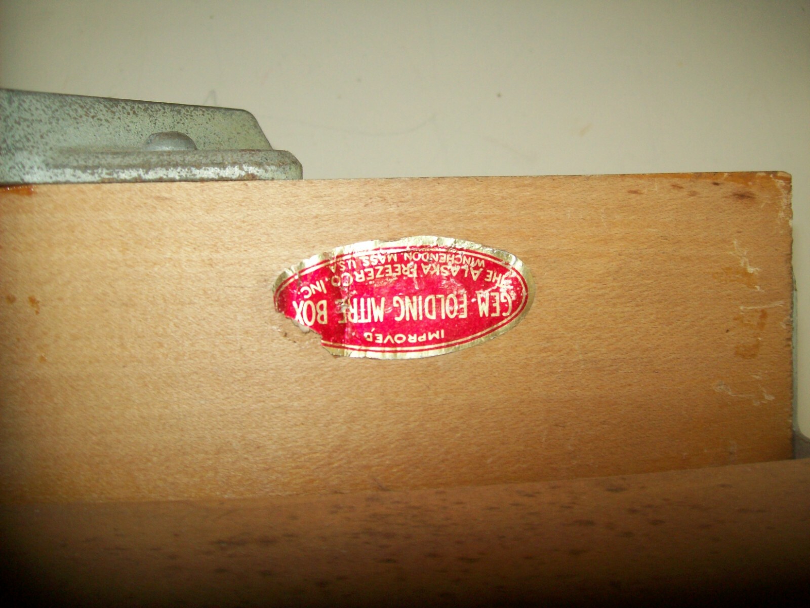Vintage Gem Folding Mitre Box The Alaska Freezer Co. Winchendon Mass. USA