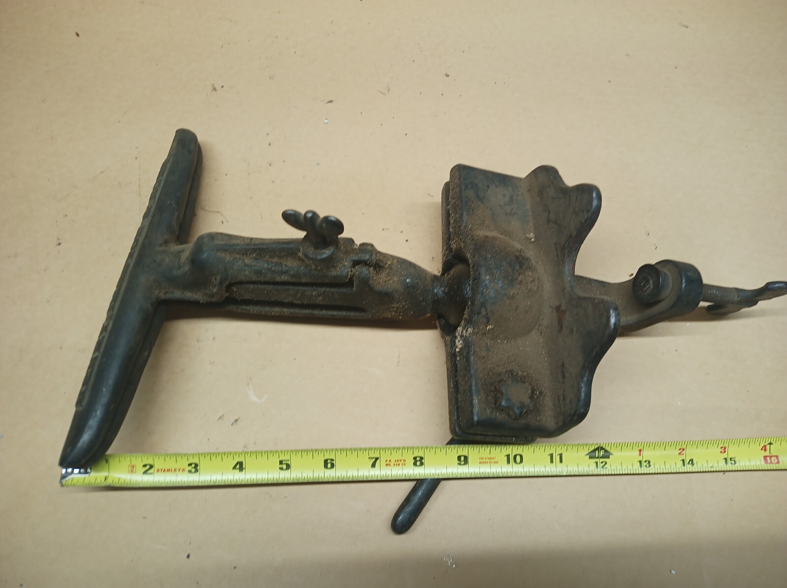 Early Vintage Henry Disston & Sons Saw Clamp Bench Mount Vise