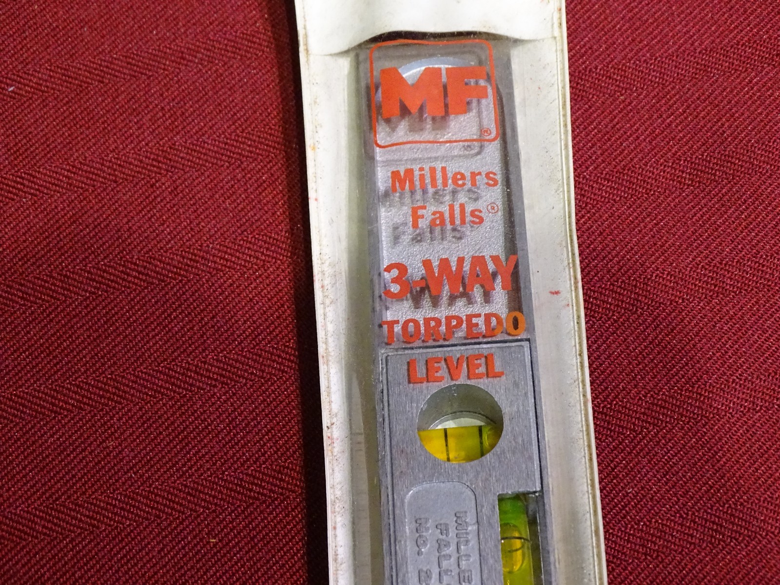 Nice Millers Falls No. 290 Cast Aluminum Torpedo Level & Plumb in Vinyl Pouch
