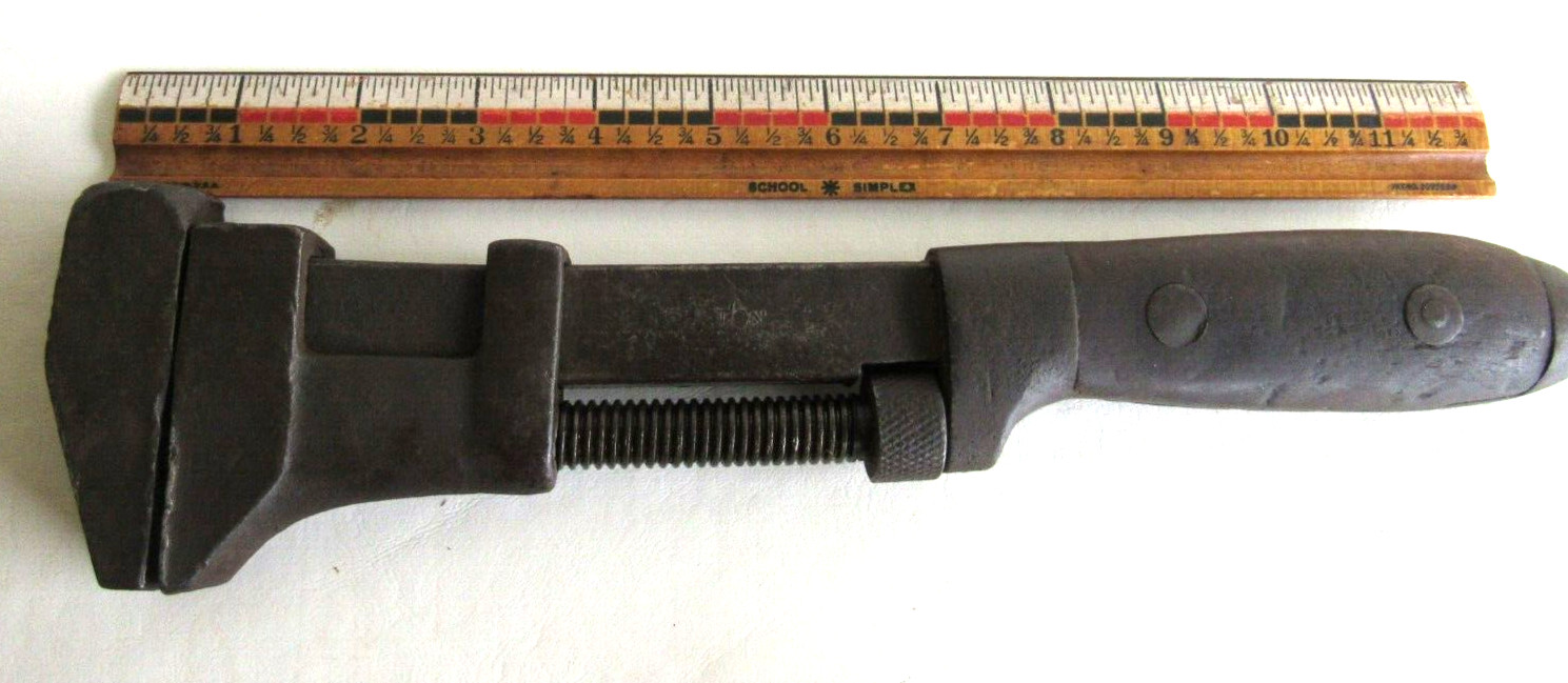 Vintage FULTON Adjustable Pipe Wrench, 12 Inches Long. Wood Handle