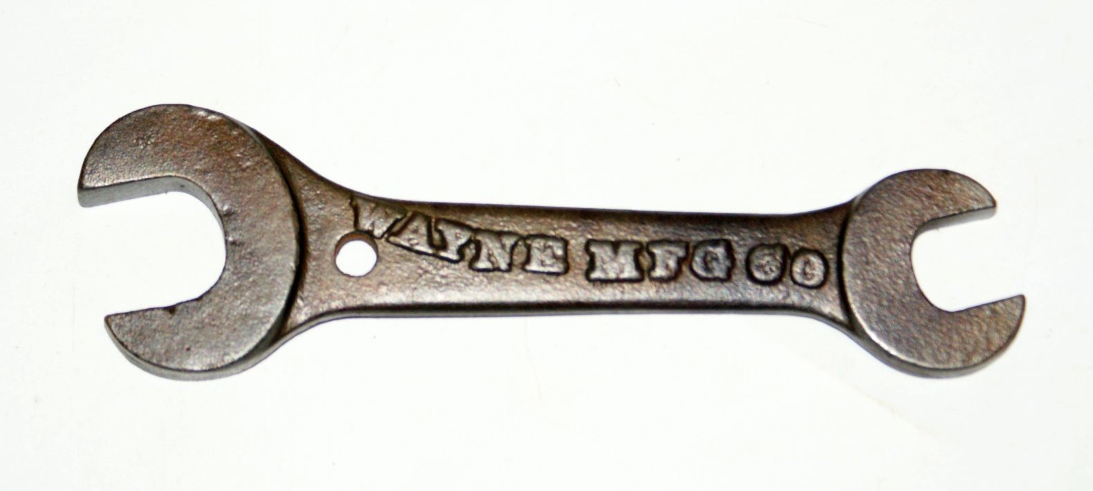 WAYNE MFG CO 24 Double Open End Wrench Tool Old Antique Vintage