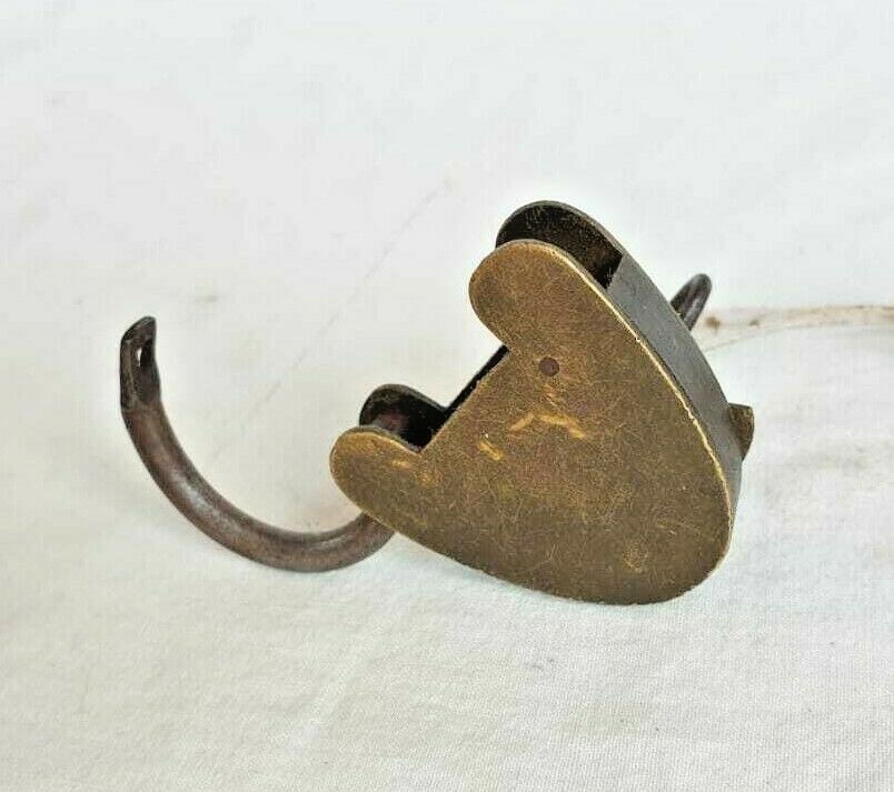 Original 1930’s Old Antique Unique V R Crown Patent Seal Engraved Brass Lock Key