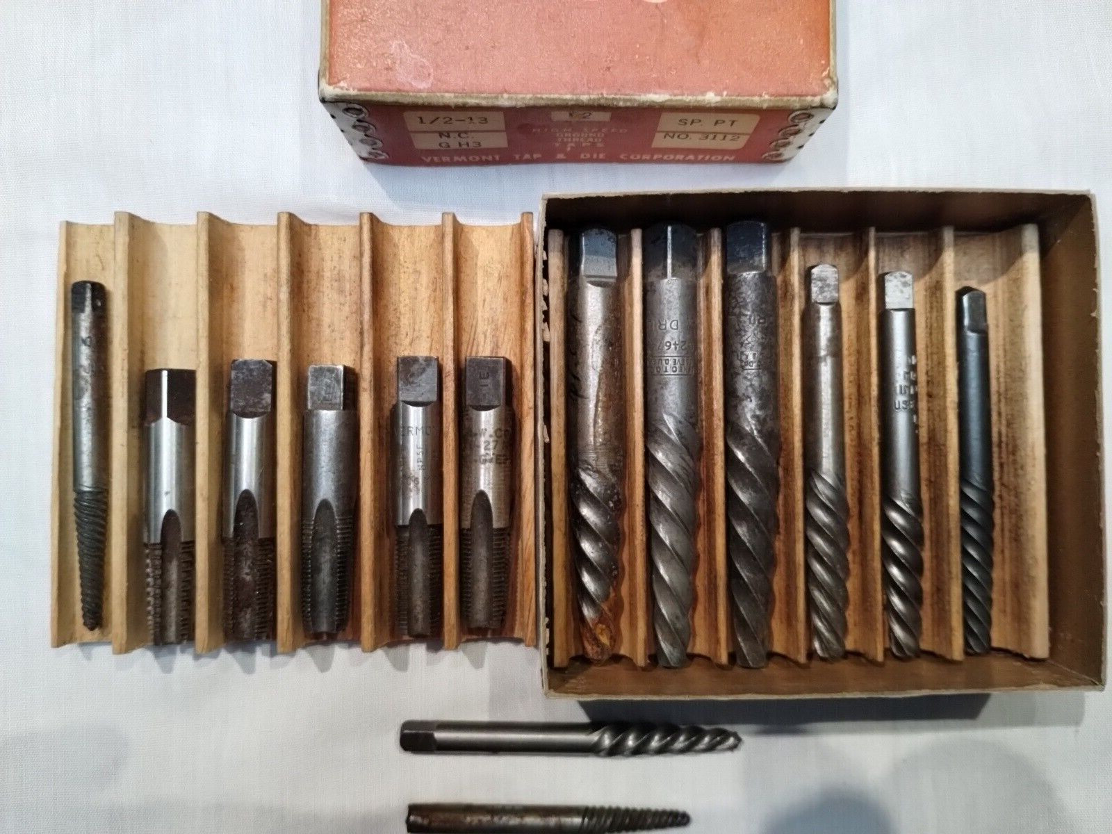 Vintage VERMONT TAPS 1/2-13 NO. 3112 BOX OF 12 Plus 3 other smaller ones inside