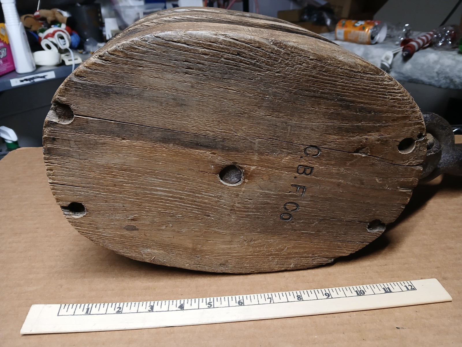 LARGE – Vintage Wood Block And Tackle Barn Pulley Rustic Antique – 30 Pounds