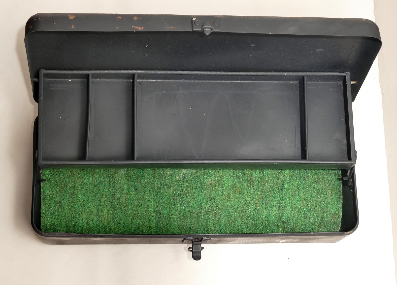 Metal Multi-level Tool Box with Cantilevered Tray Two Level 19″ x 8″ x 5 1/4″
