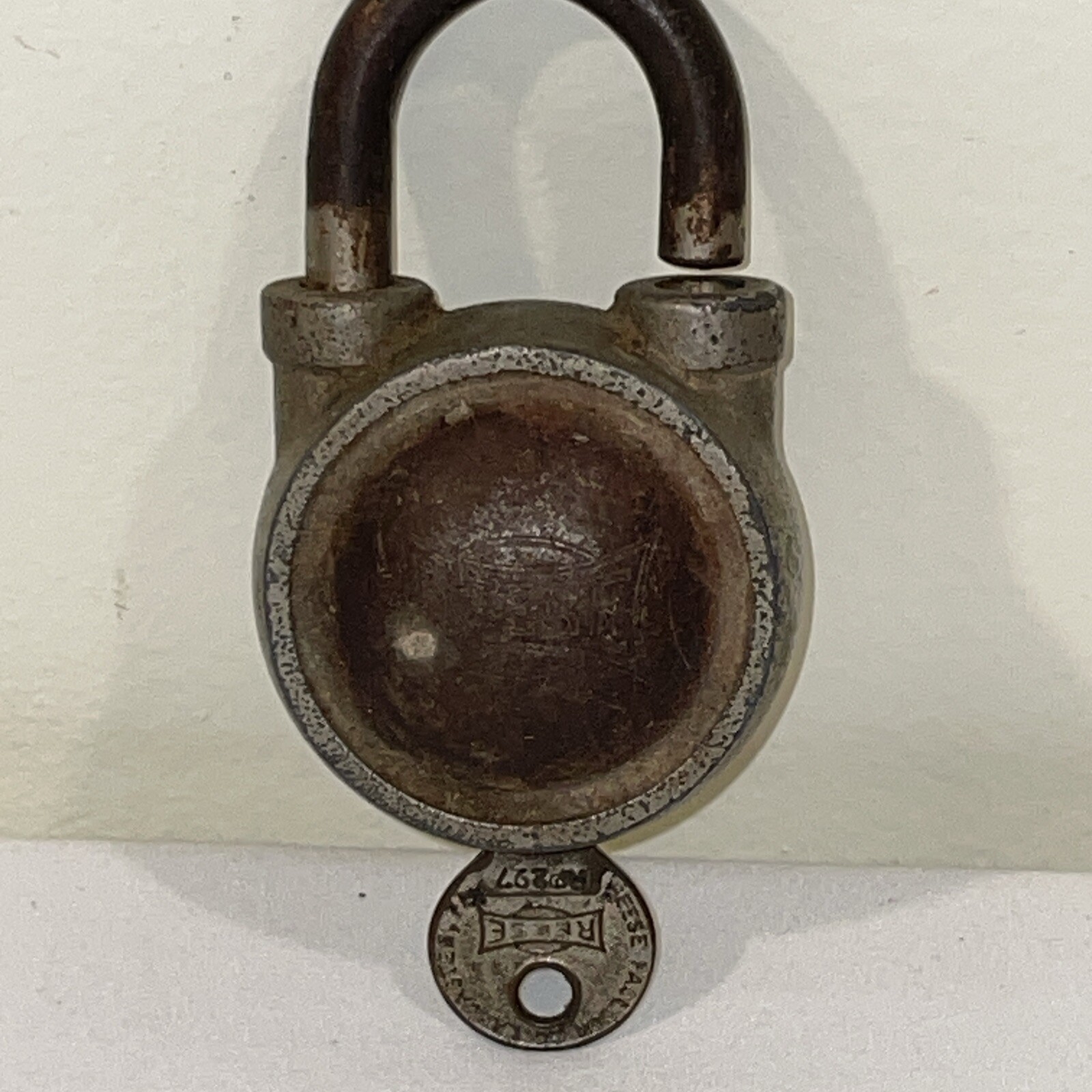 WORKING Antique Reese padlock w/ key vintage lock toolbox chest trunk case old