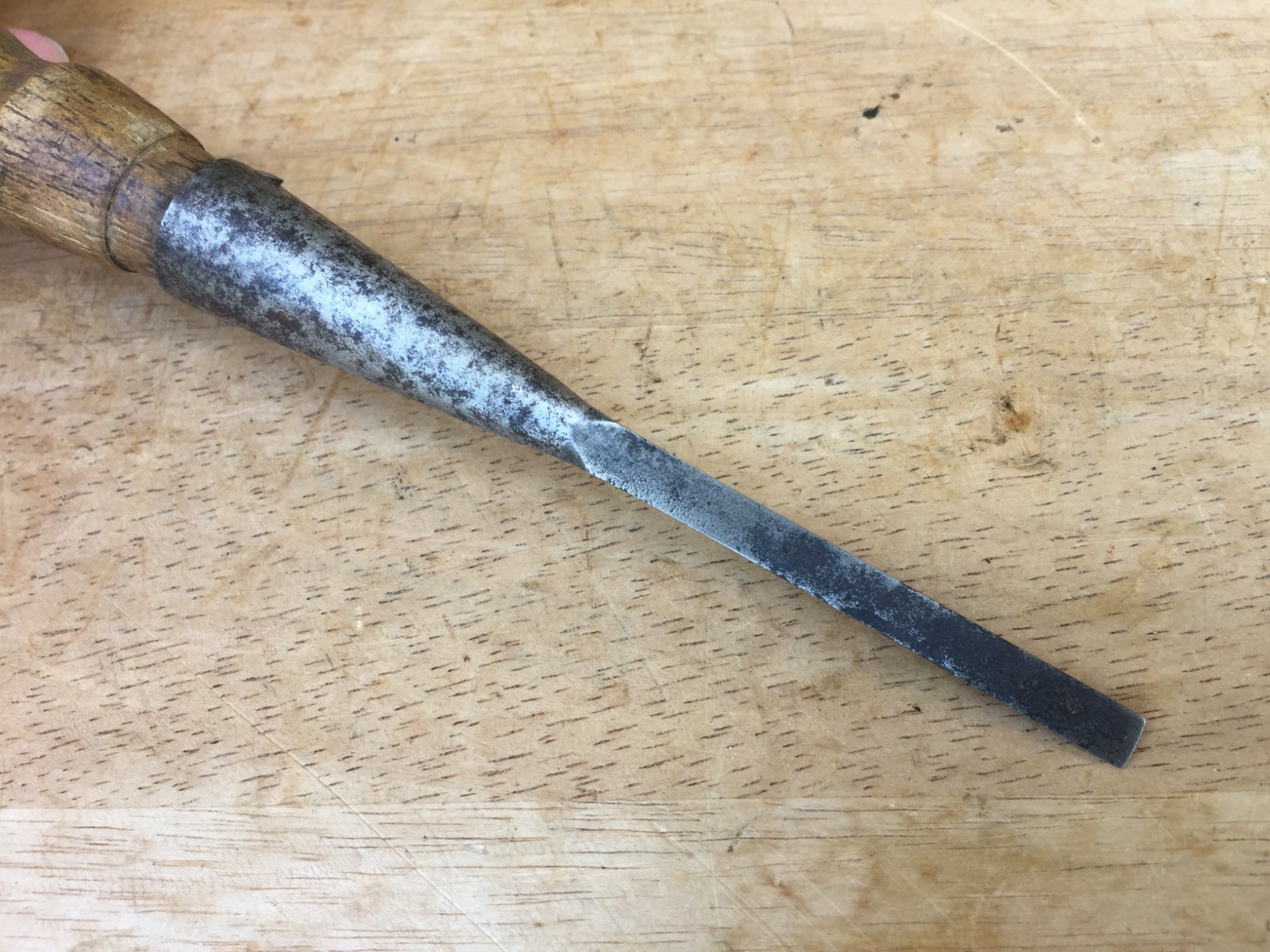 Union Hardware Torrington, CT Steel Chisel 8.25″ x 1/4″ Edge Primitive Wood Tool