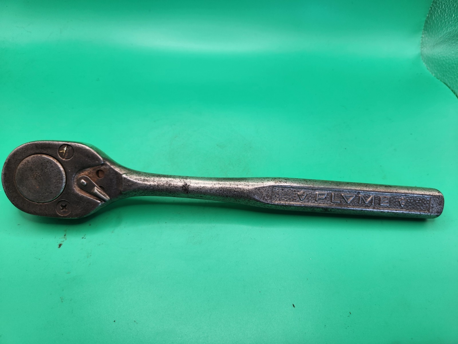 1945-48 PLOMB Tools PEBBLE FINISH 1/2″ Drive RATCHET Socket Wrench No. 5449