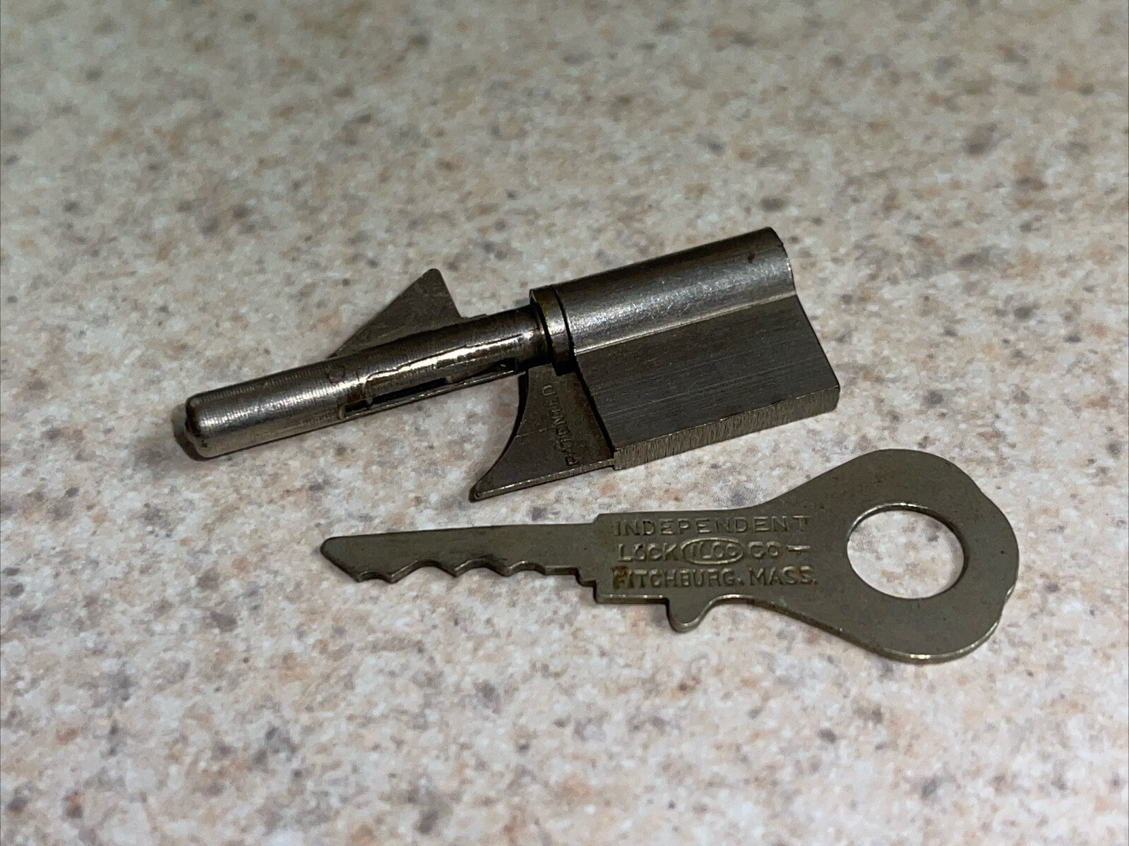 Antique Hotel Skeleton Key Keyhole Guard / Keyhole Lock Ilco Independent