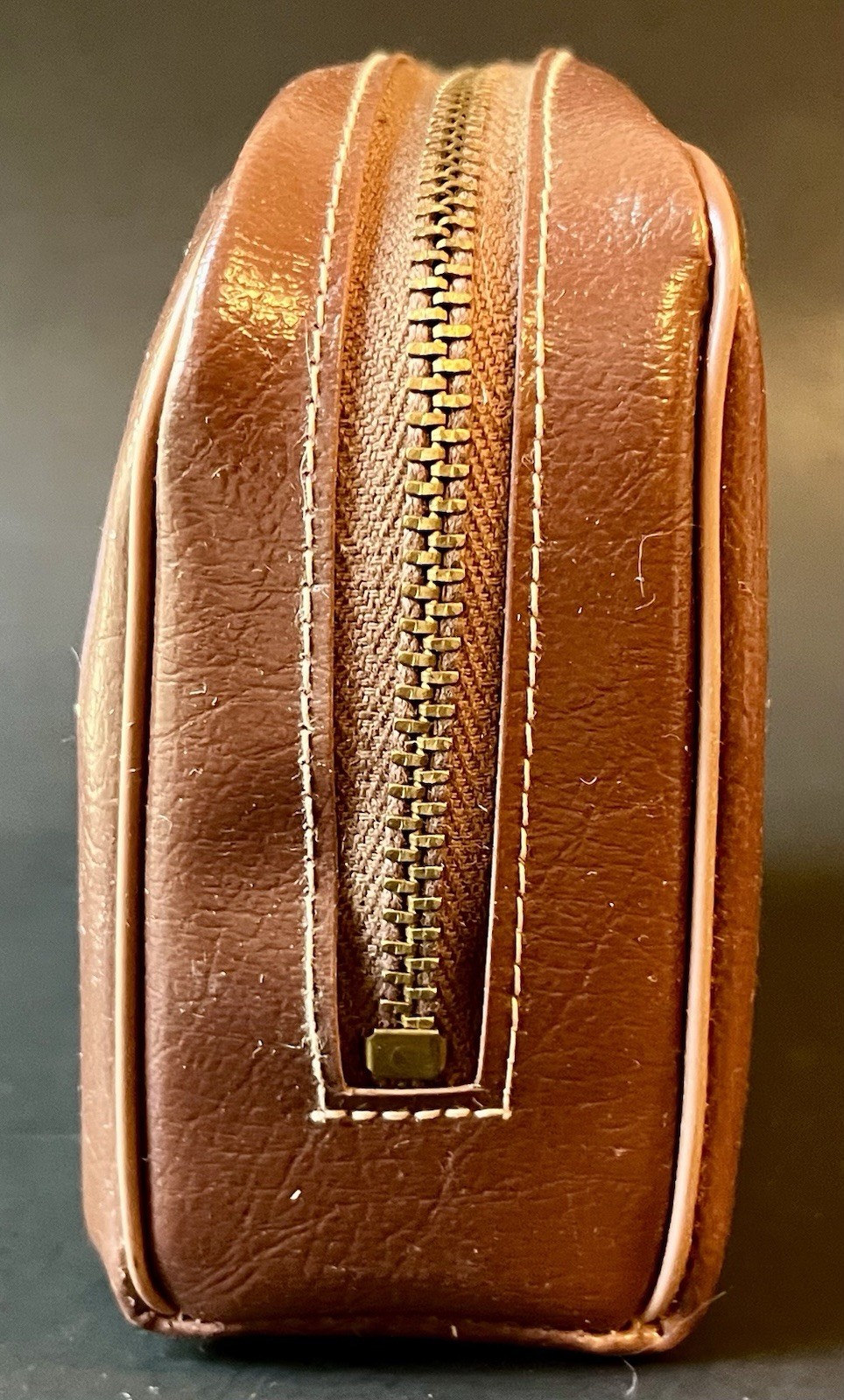 Vintage Apex Tool Cutler Co Shelton CT Vinyl Zipper Case First Aid Toiletries