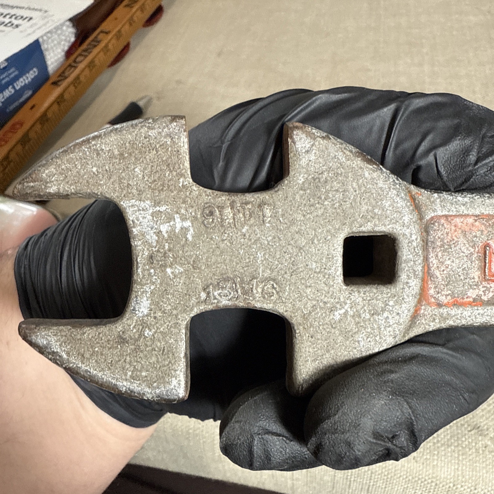 vintage Liquid LQ913 multi-size oxygen / acetylene welding tank wrench