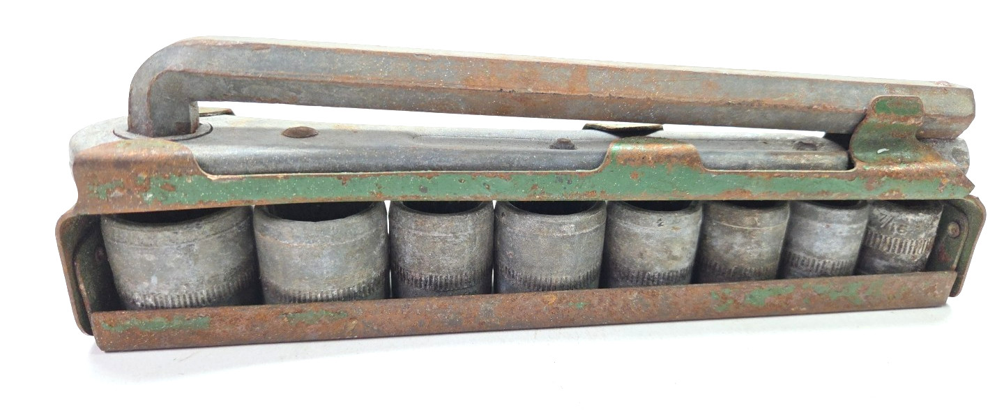 Vintage Ratcheting 8 Socket Set Complete Duro Metal Products Screwdriver Bit