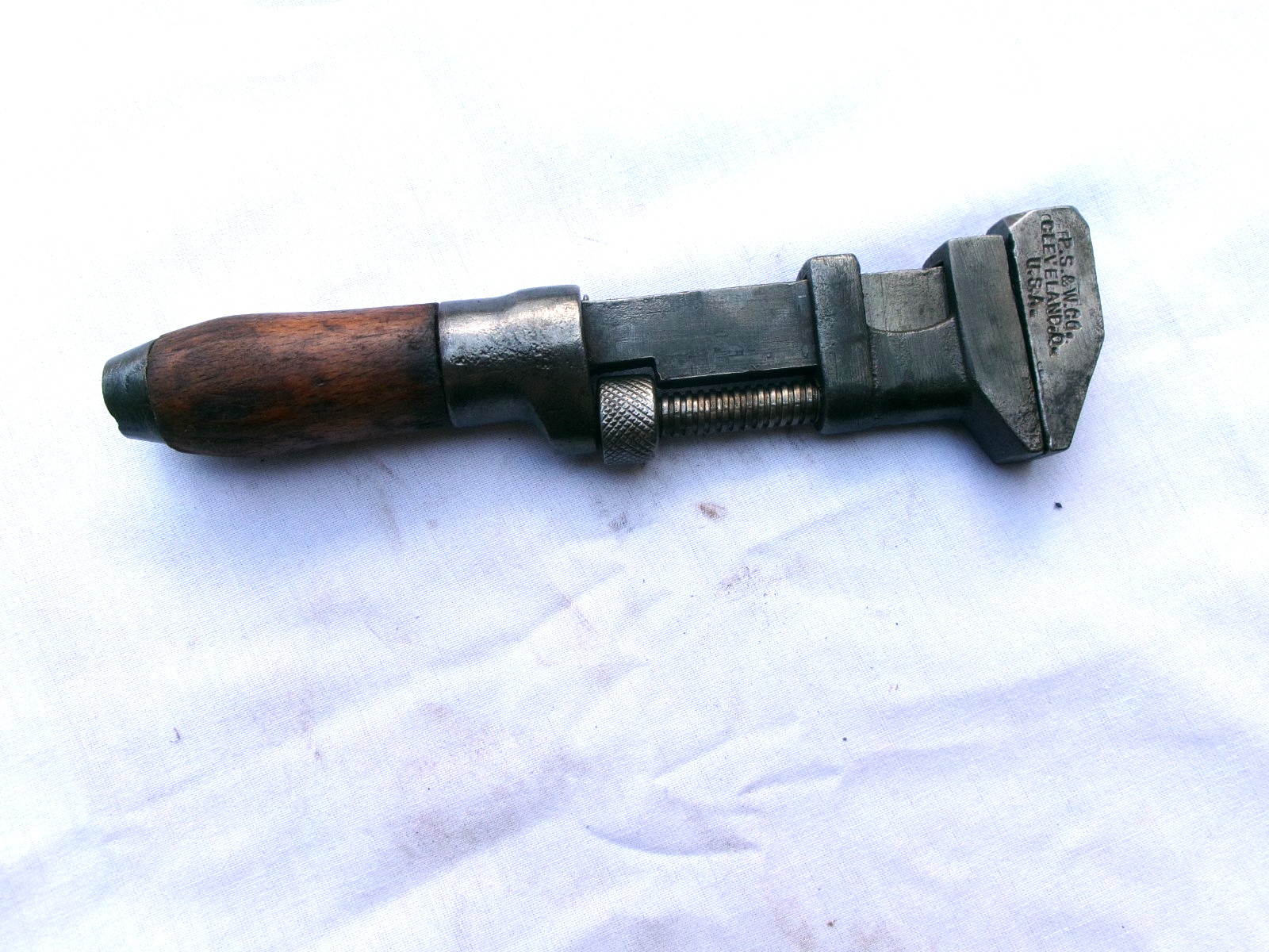 VINTAGE P. S. & W. CO. MONKEY WRENCH – 6 3/4″ LONG – CLEVELAND OHIO