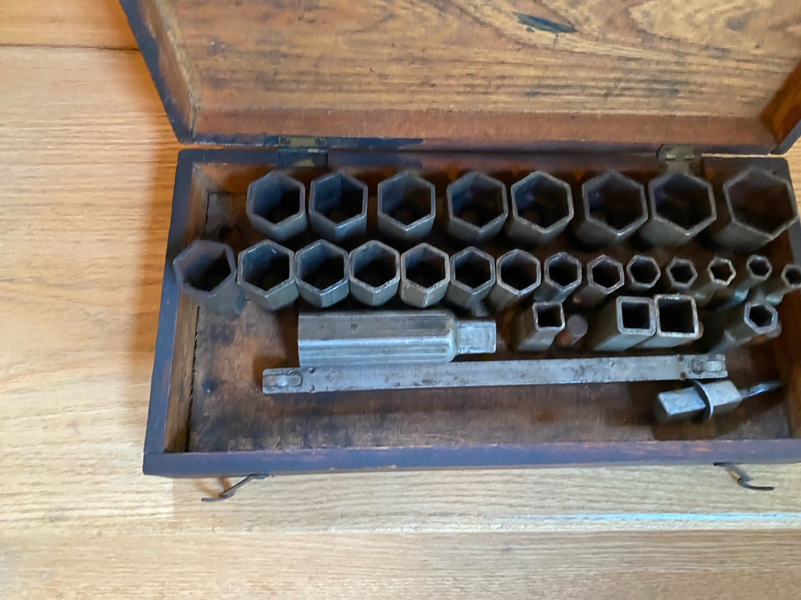 Frank Mossberg Socket Set With Ratchet And oak Wood Box Vintage