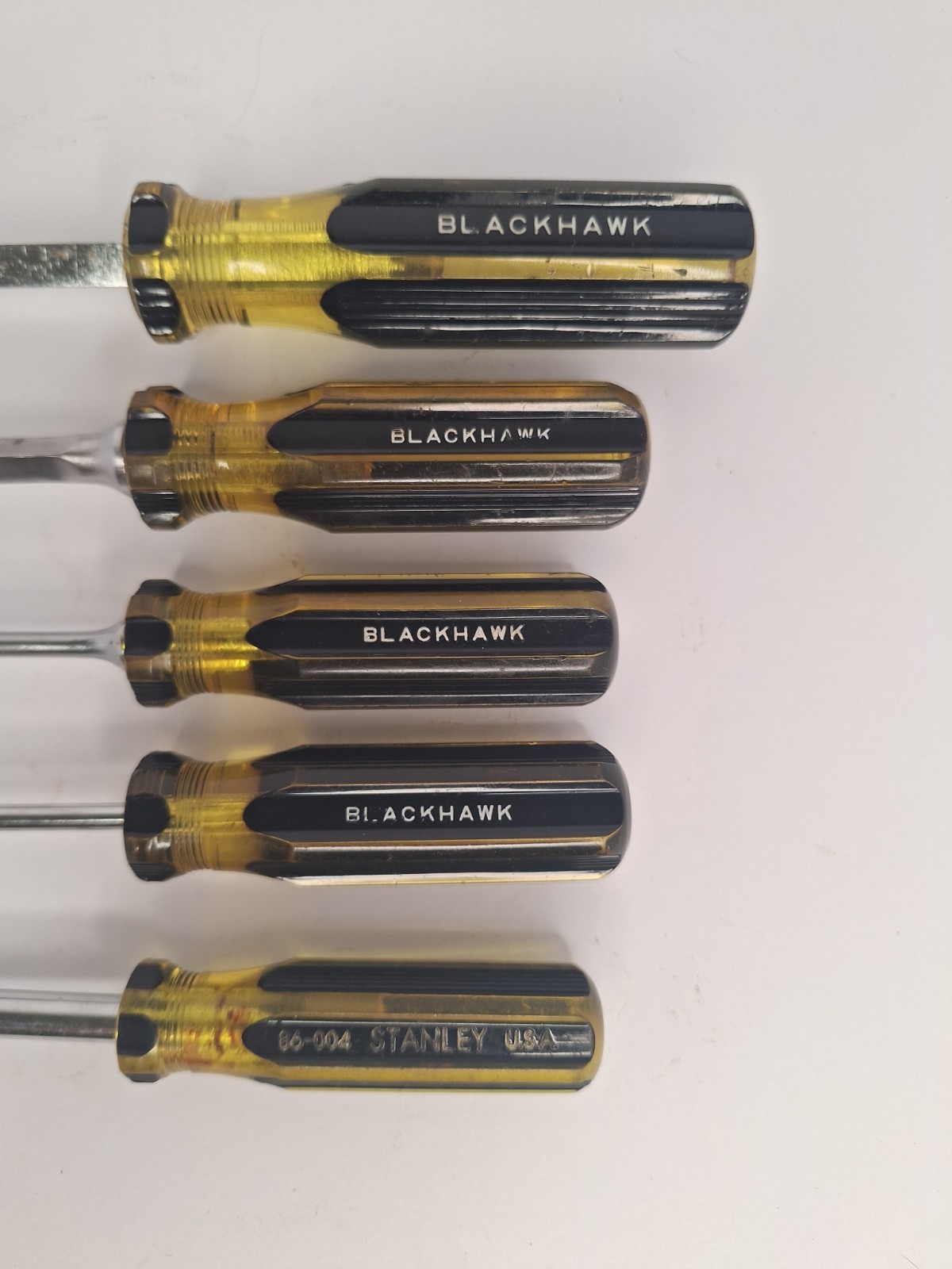 Blackhawk & Stanley USA 5PC Screwdriver set Slotted, Philips, 1/4″ Driver (A8)