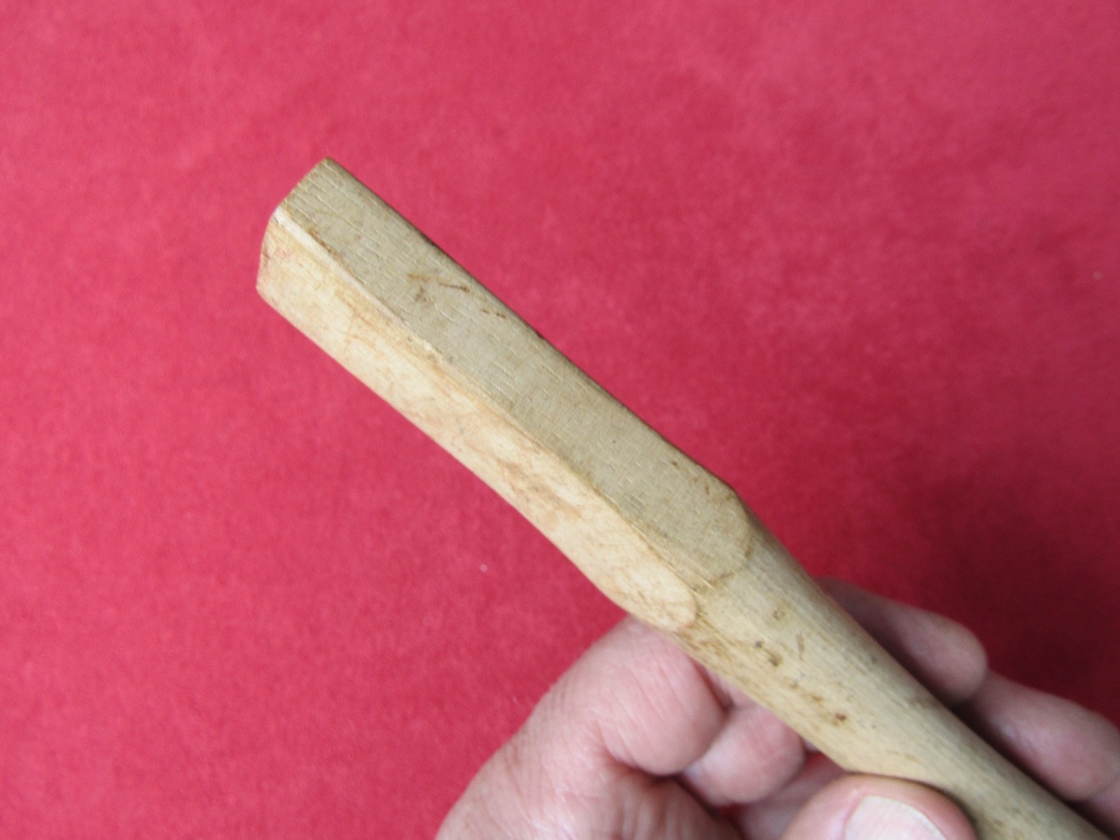 Vintage NEW OLD STOCK (NOS) “CAYUGA” 13″ Octagon Nail Hammer Handle. Never Used!