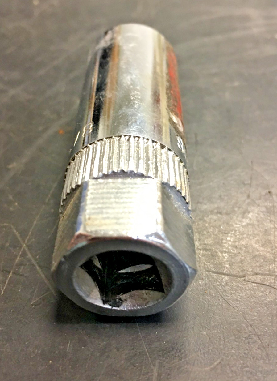 Sears Tools 44212, 6 POINT, 5/8″ Spark Plug Socket 3/8″ Drive, TAIWAN