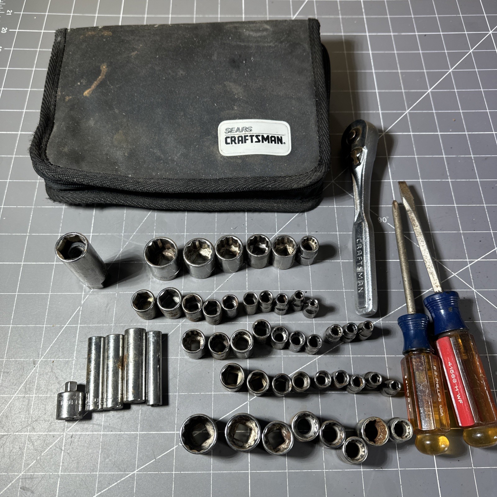 52pc Sears Craftsman USA 1/4 3/8 Mechanics Tool Socket Set In Pouch Vintage