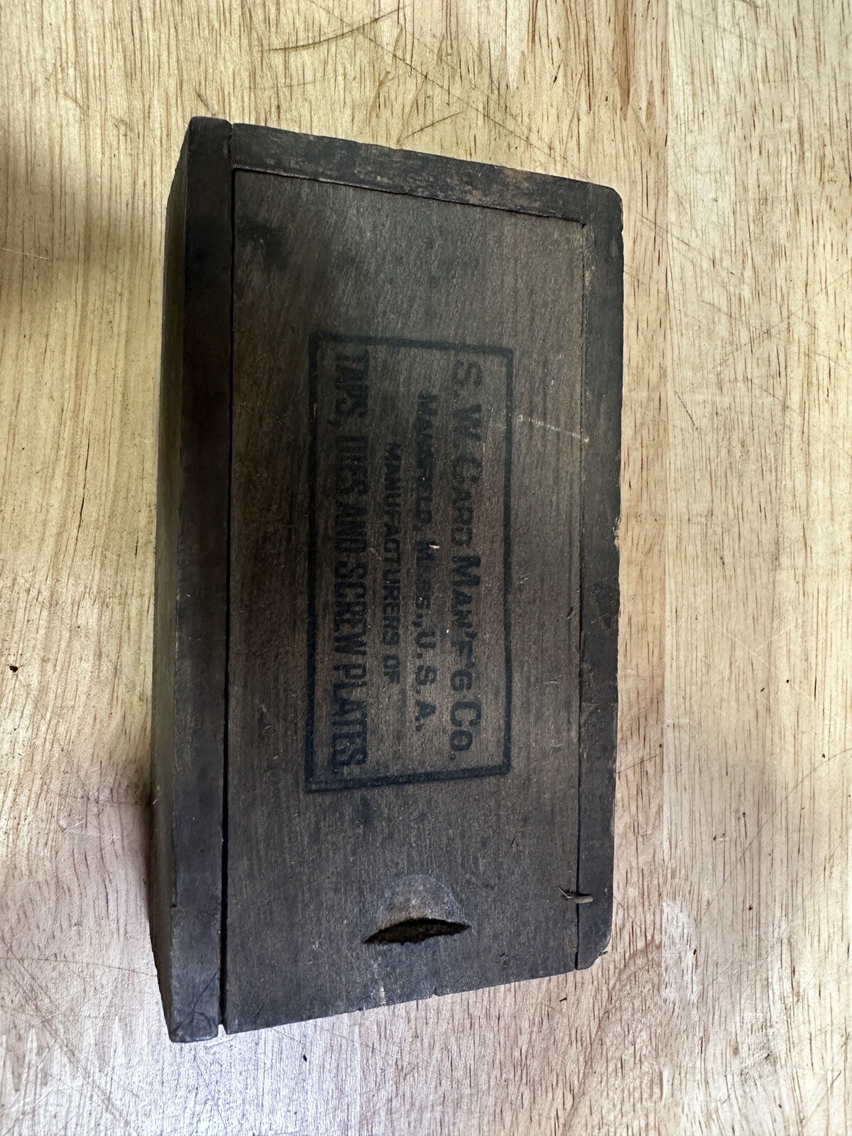Vintage S W Card Manufacturing Co 3 Pack Of 5/8-18 Bottoming Taps With Wood Box