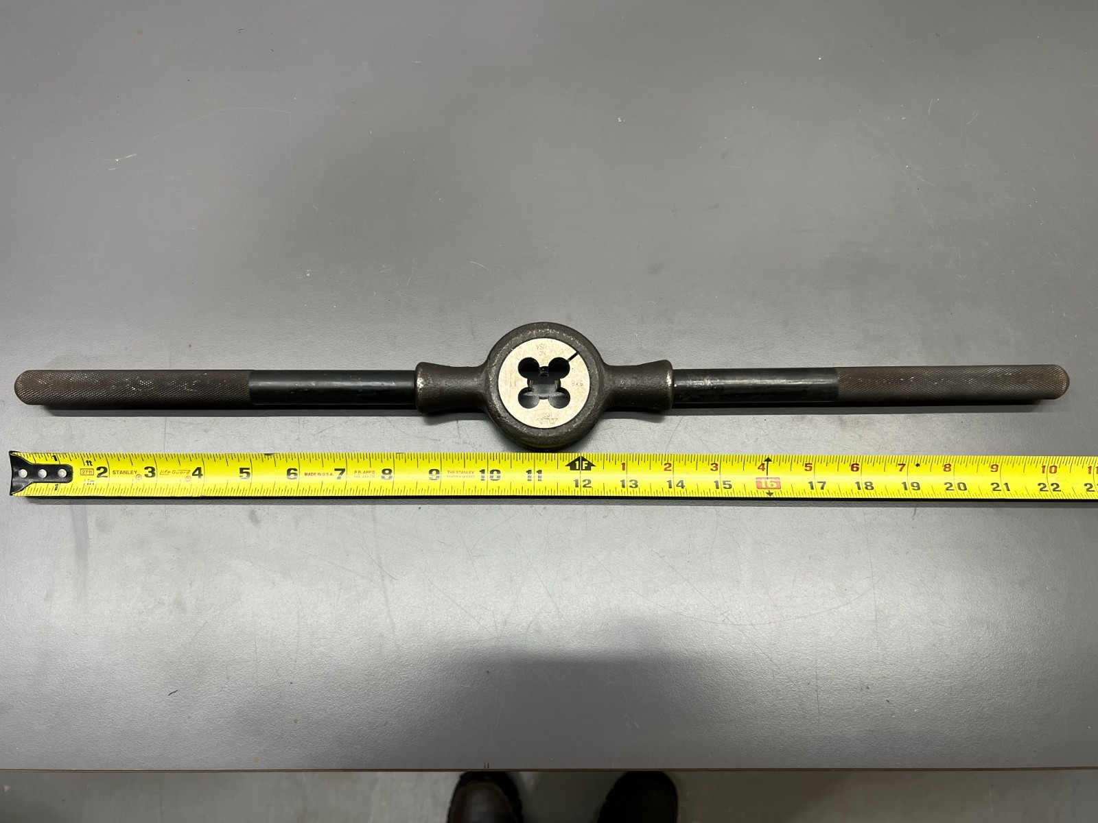 (R) GTD GREENFIELD 20D MACHINIST 2″ T-HANDLE ROUND THREADING DIE WRENCH VGC USA