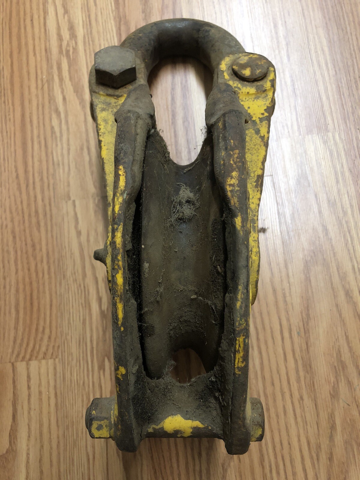 ANTIQUE VINTAGE CAST IRON PULLEY WASHINGTON IRON WORKS NO. 760