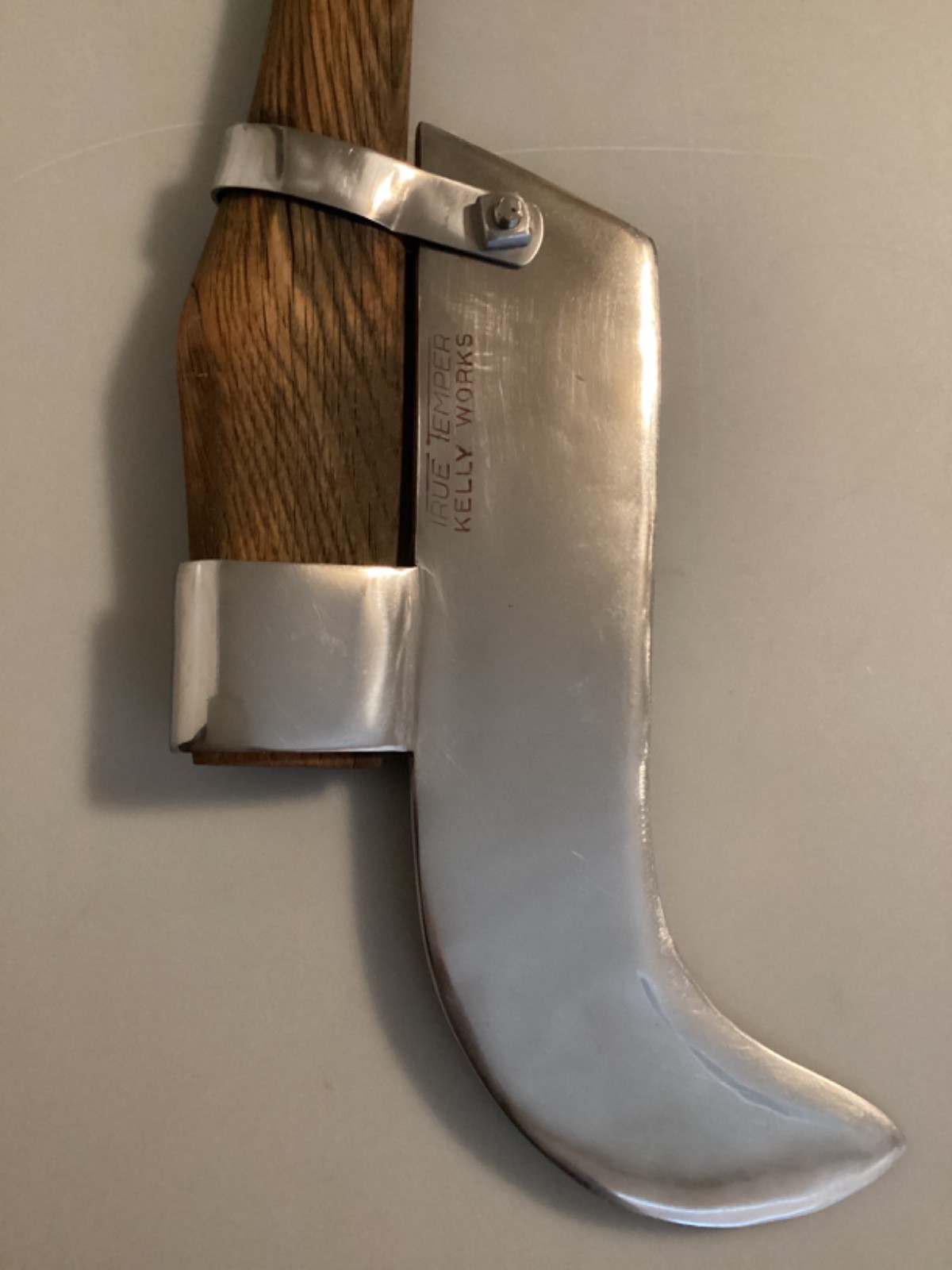 VINTAGE TRUE TEMPER KELLY WORKS WILDERNESS FIREMAN’S BRUSH AXE WITH HANDLE