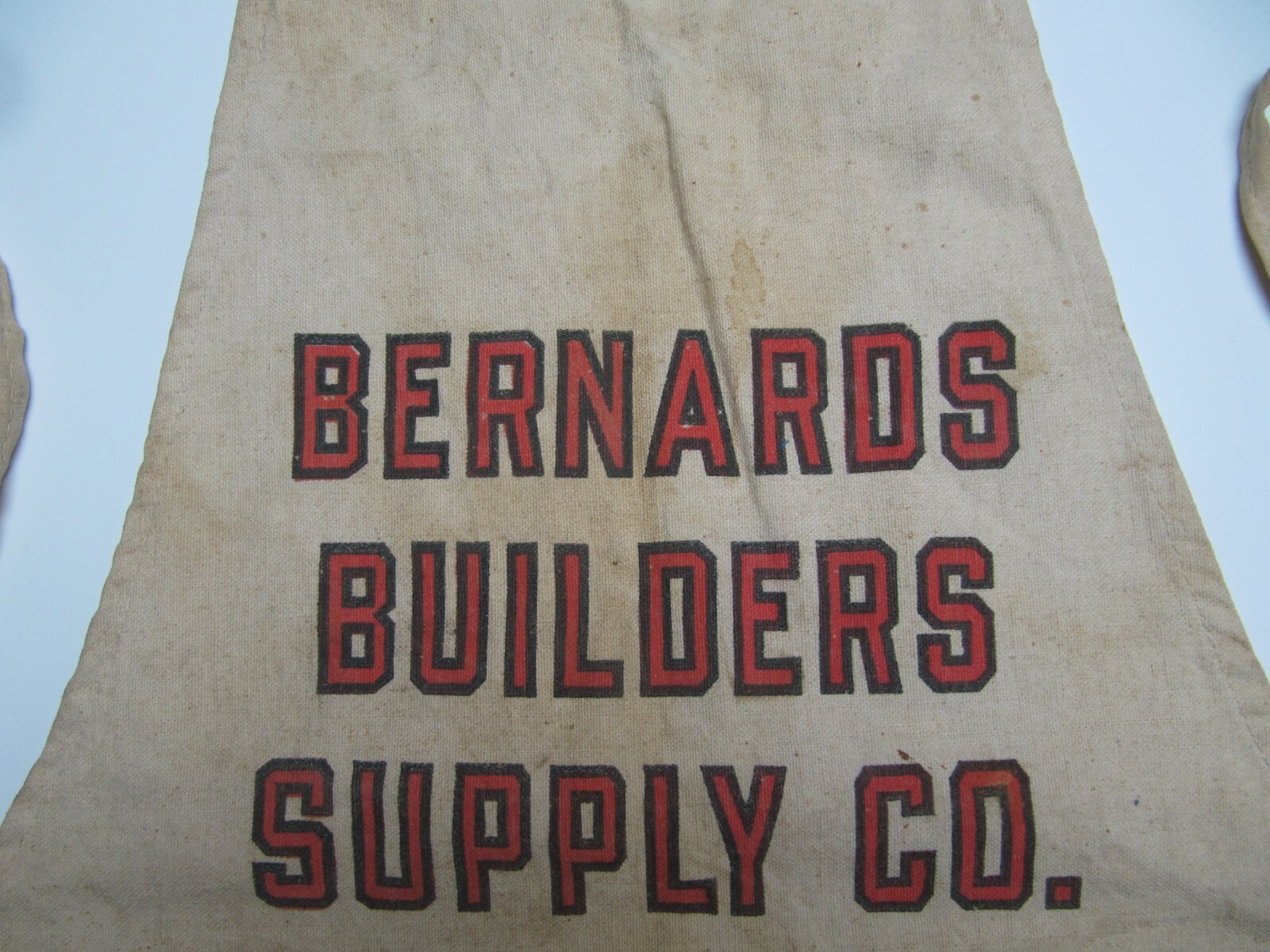 VINTAGE BERNARDS BUILDERS SUPPLY CO. NAIL APRON BERNARDSVILLE N.J. CIRCA 1950
