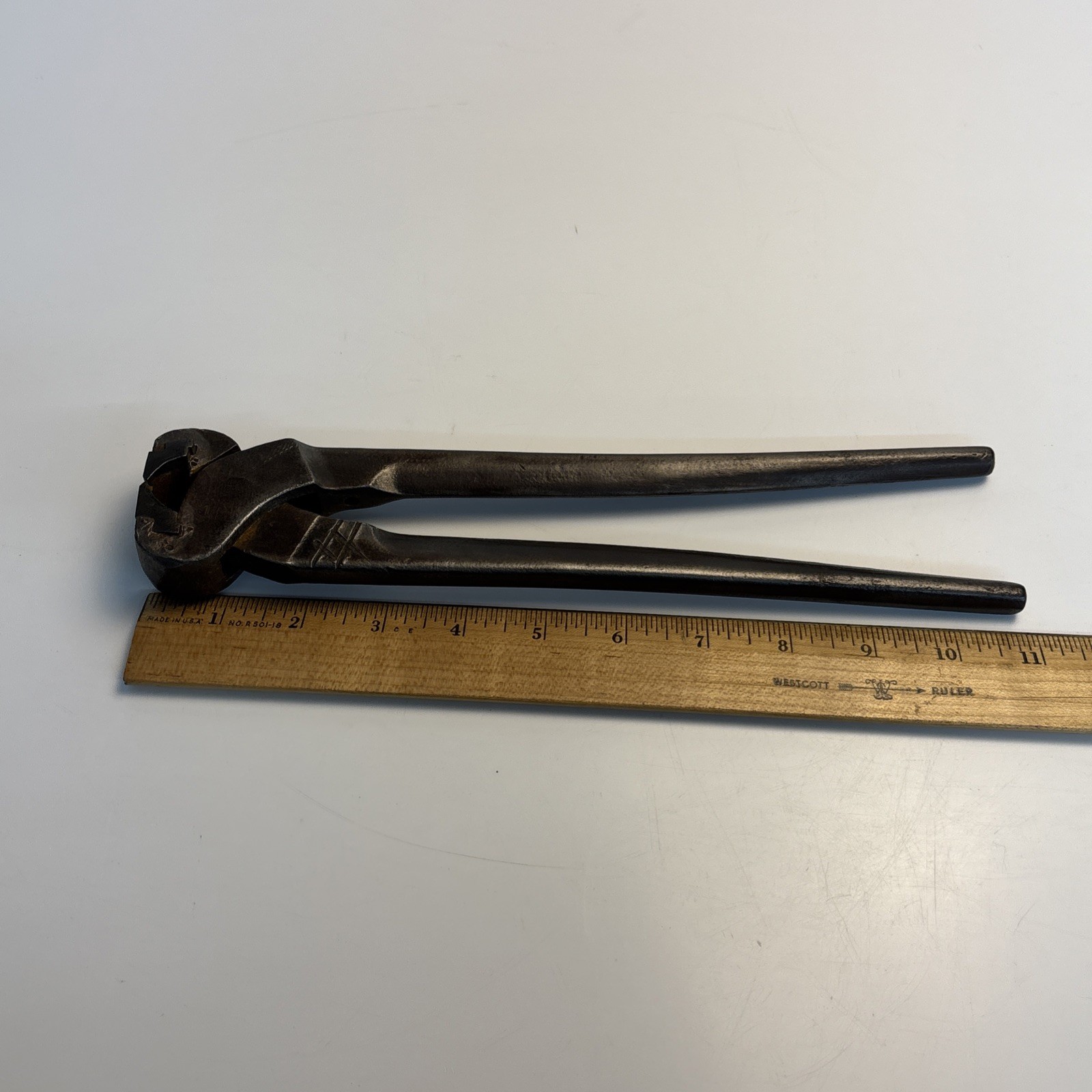 Vintage CAREWS 11 Inch End Cutting Nippers Industrial Wire Cutters