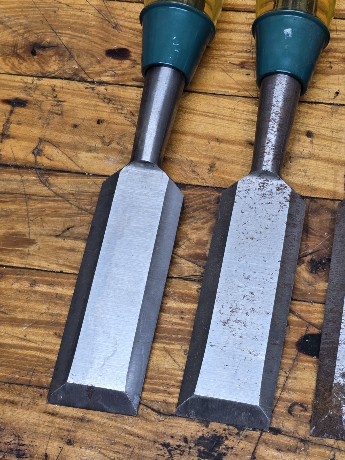 Vintage Lot Of 4 Mayhew 648 1-1/4″ Wood Working Chisels Striking End
