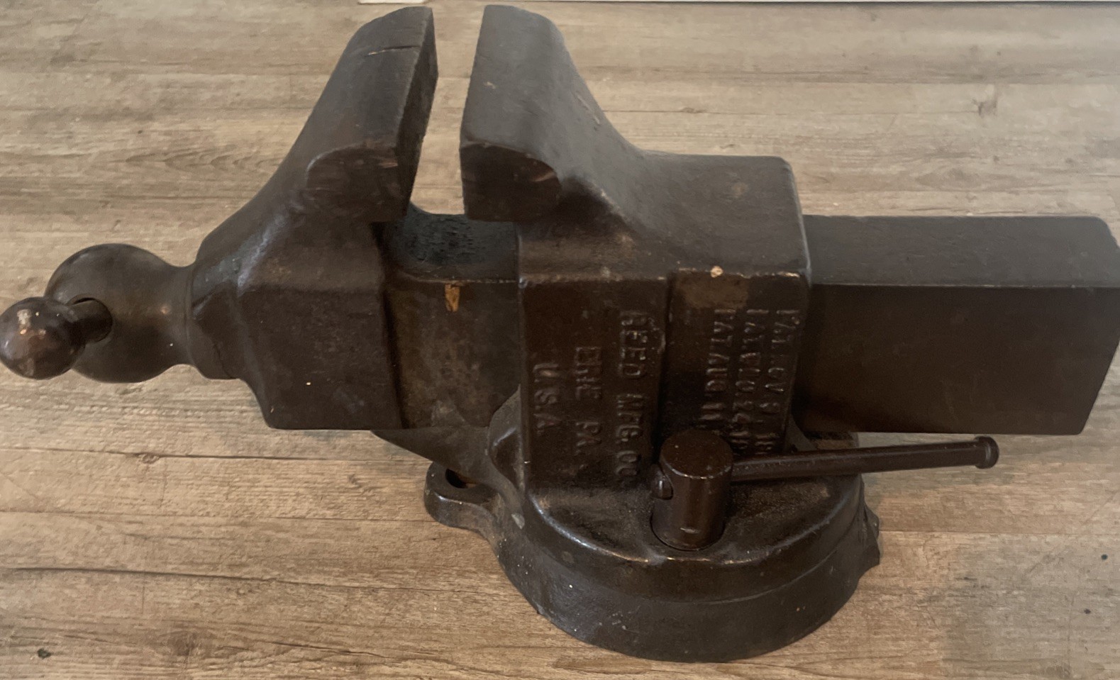 REED 204 Bench Vise Swivel Base Made in USA 16” x 8.75”x 11”
