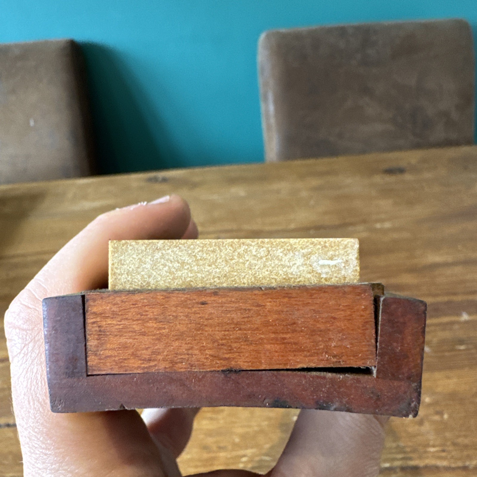 Vintage Natural boxed Washita Oilstone / Sharpening Stone