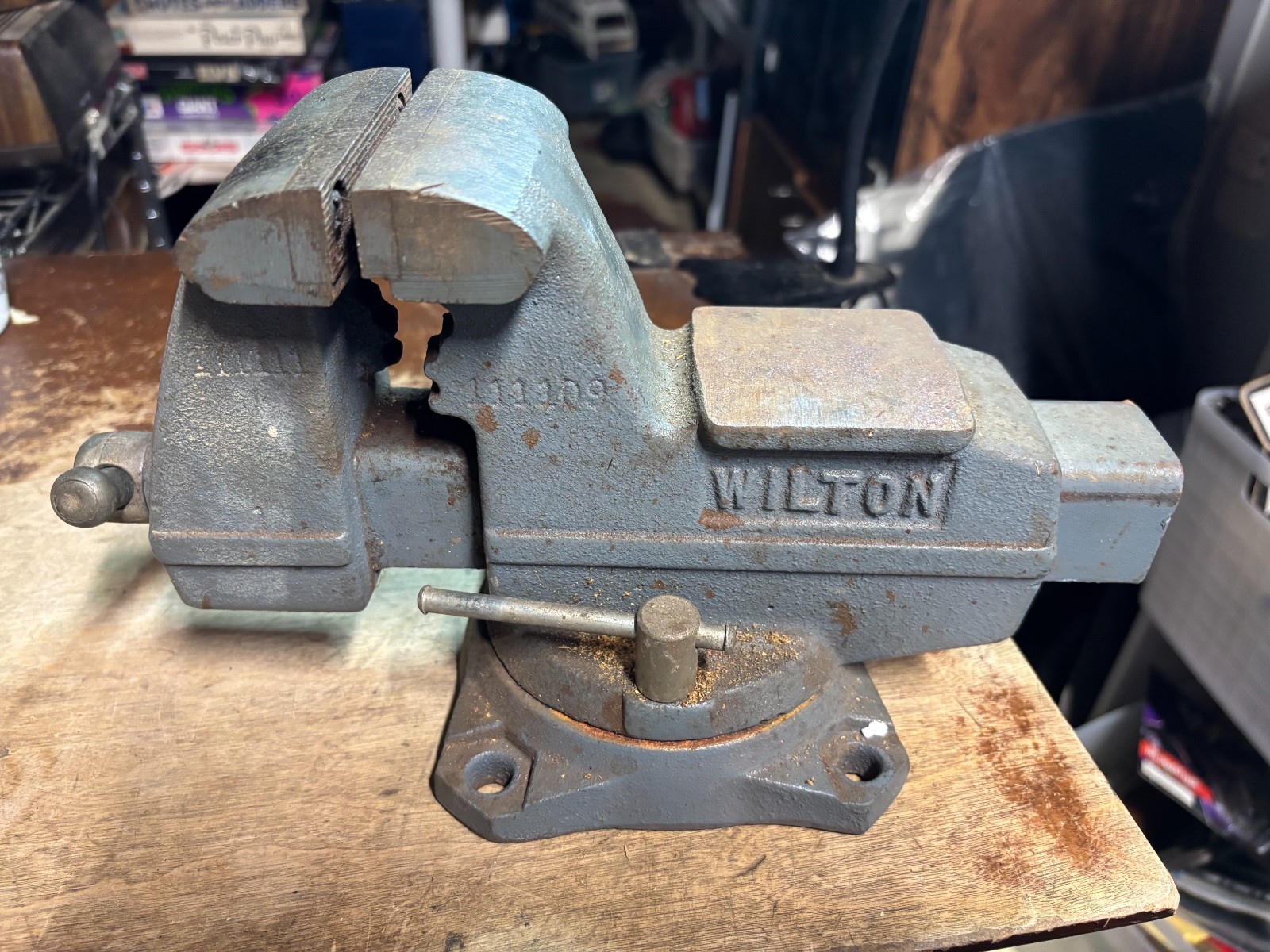 Wilton Bench Vise W/ Swivel Base 3 1/2″ Opening 4 1/2″ USA