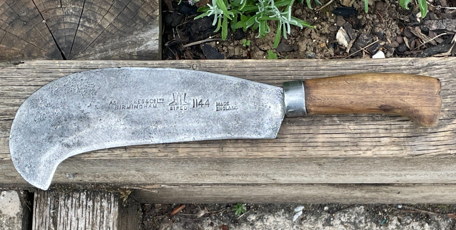 Vintage A F PARKES 1144 BIPED 10″ Billhook Slasher Hedgelaying Garden Tool