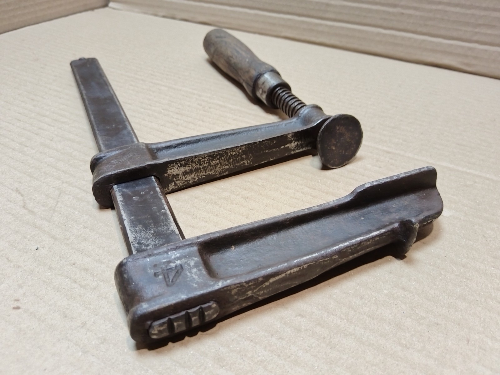ANTIQUE GERMAN METAL CARPENTERS VISE CARPENTERS CLAMP STABIL D.R.G.M. GROSS 4
