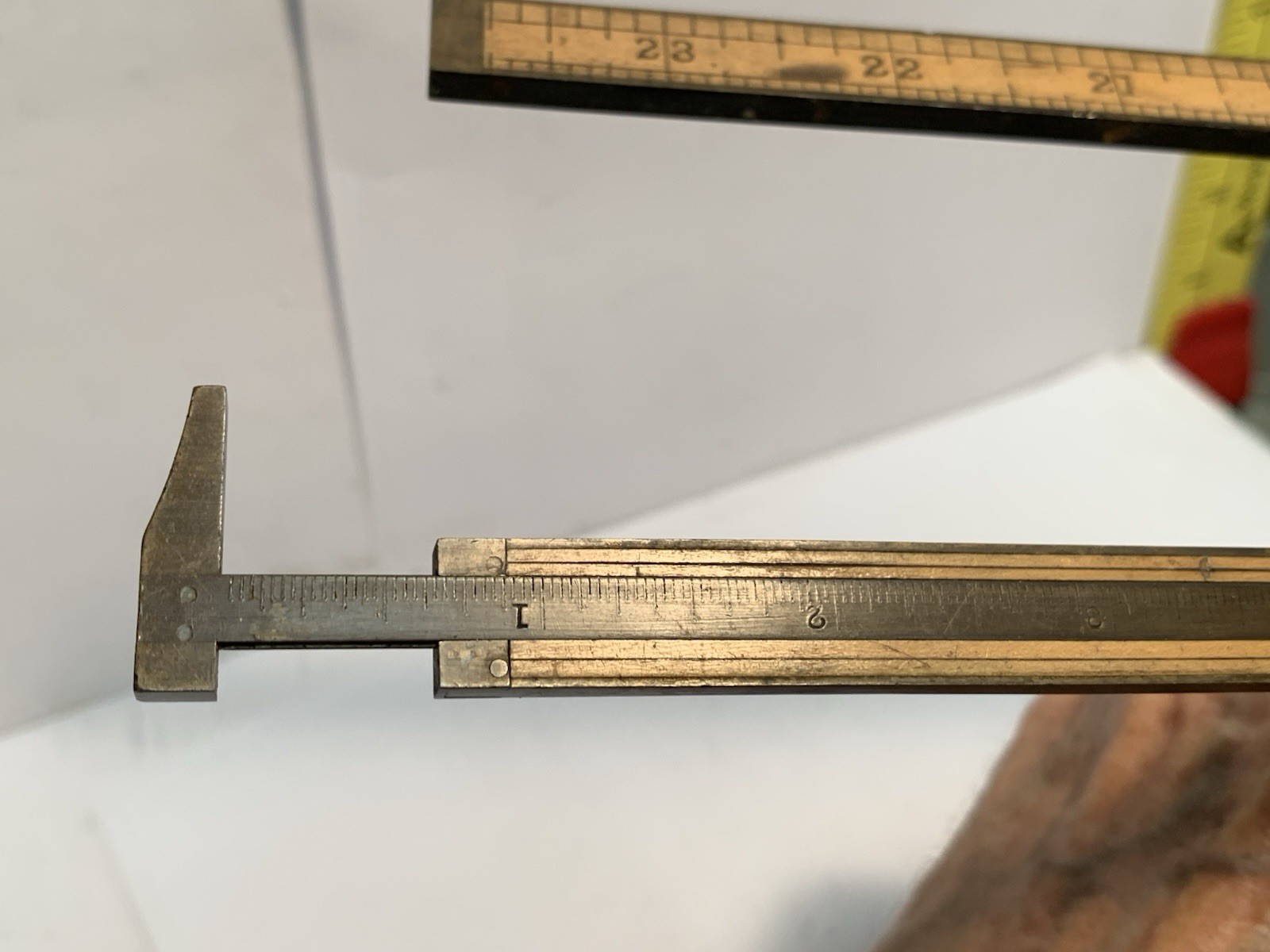 STANLEY R&L CO NEW BR CONN #62C BOXWOOD BRASS BOUND 24″ 4 FOLD RULER w CALIPER