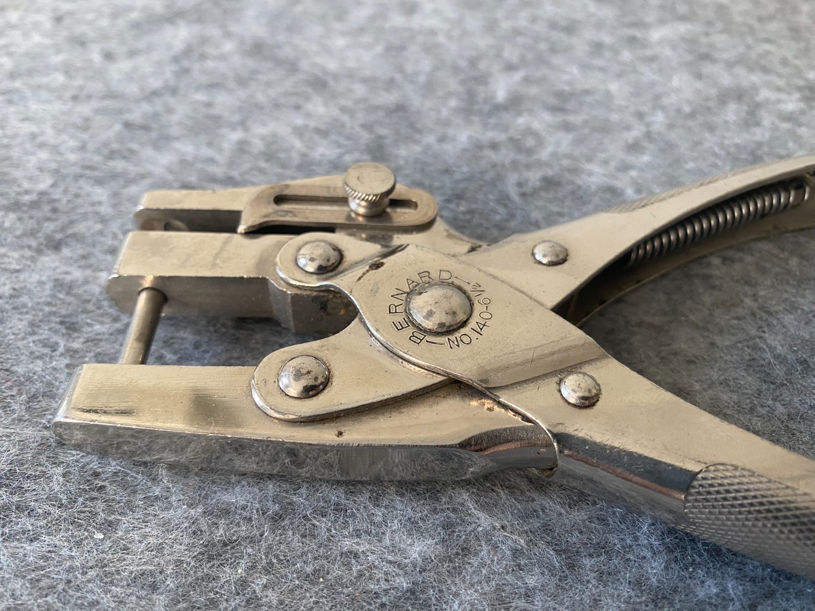Bernard No. 140-6 1/2 Leather Hole Punch – Tested – Works Great