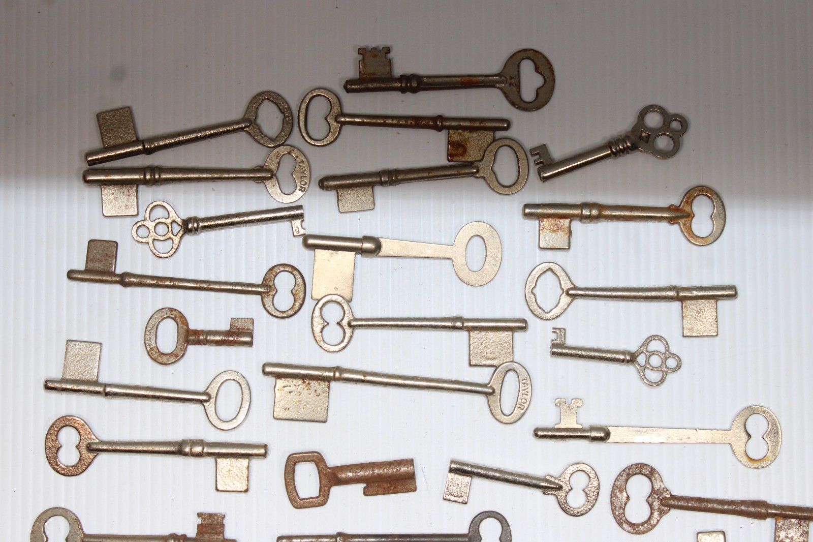 Lot of 50 Vintage Skeleton Keys various sizes. #0194