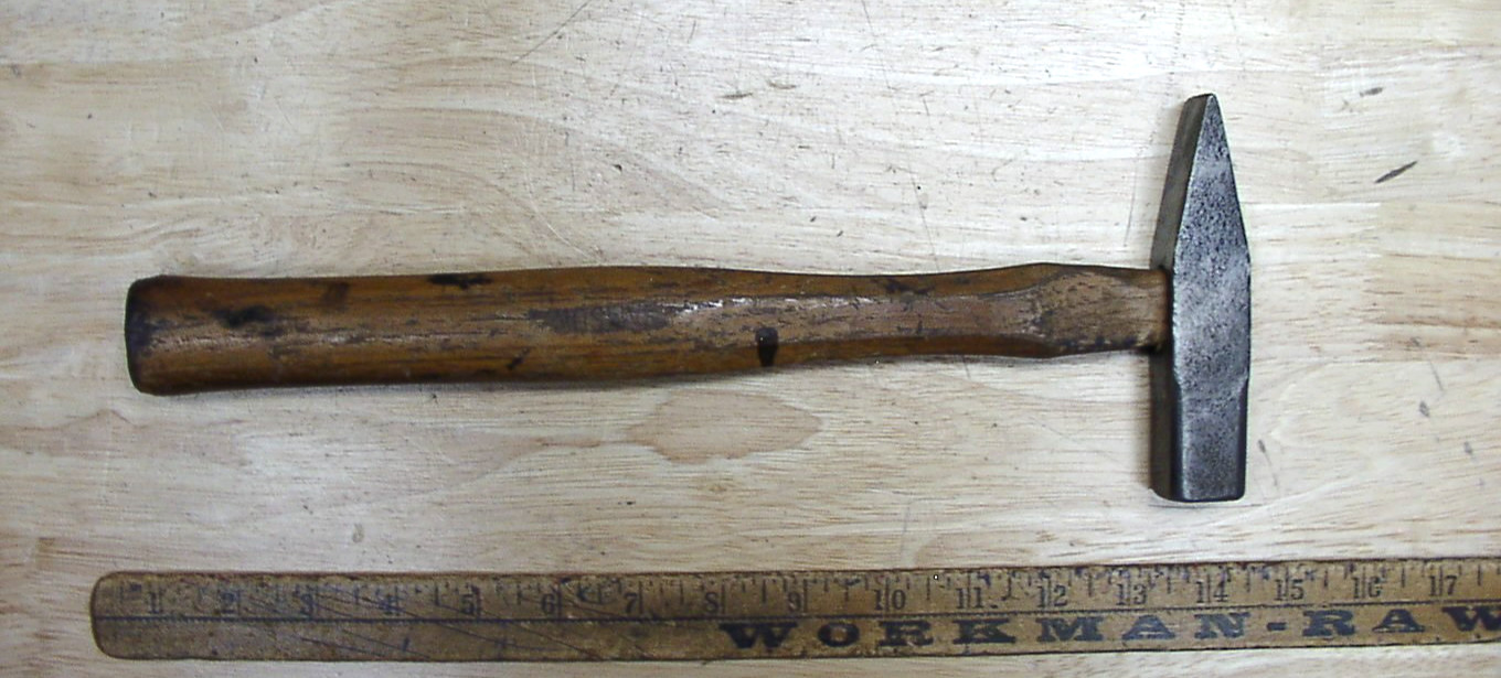 Old Used Tools,Vntg Unbranded USA Cross Peen Hammer,1lb. 6.8oz,4-15/16″ Head,VGC