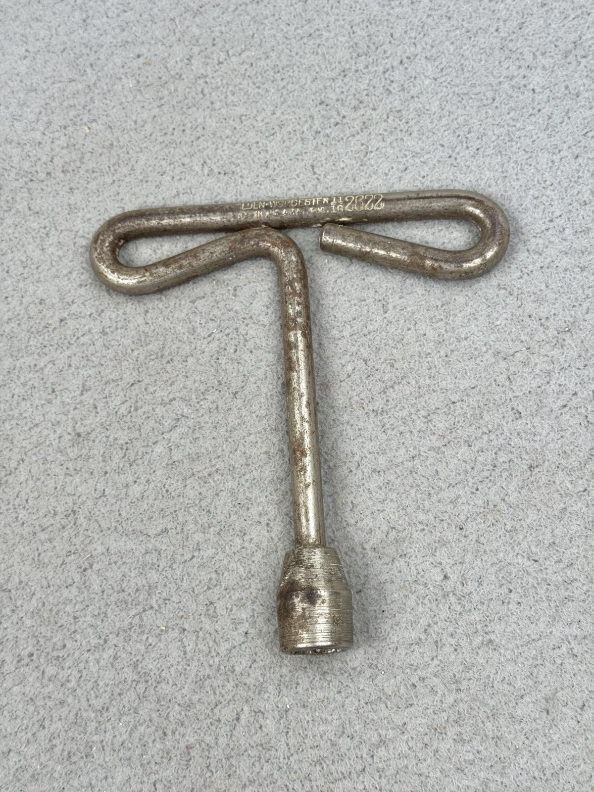 Vintage Walden-Worcester T Wrench 2622 11/16 USA Auto Service Fixed Socket