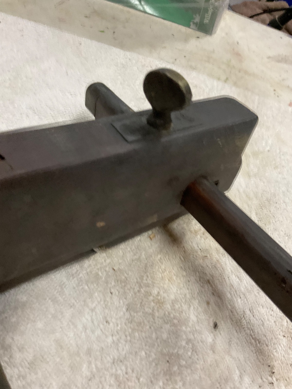 VINTAGE WOODEN MOULDING PLANE NO BLADE. IN A JIG. ANDERTON HLIST