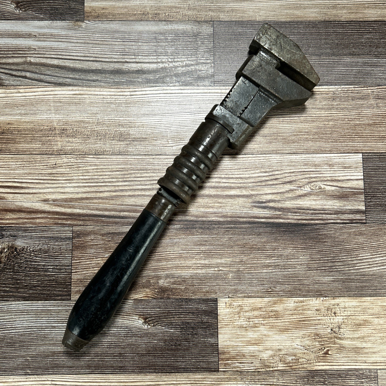 Antique Bemis & Call Combination Monkey Pipe Wrench Briggs Pattern 1900s-1920s