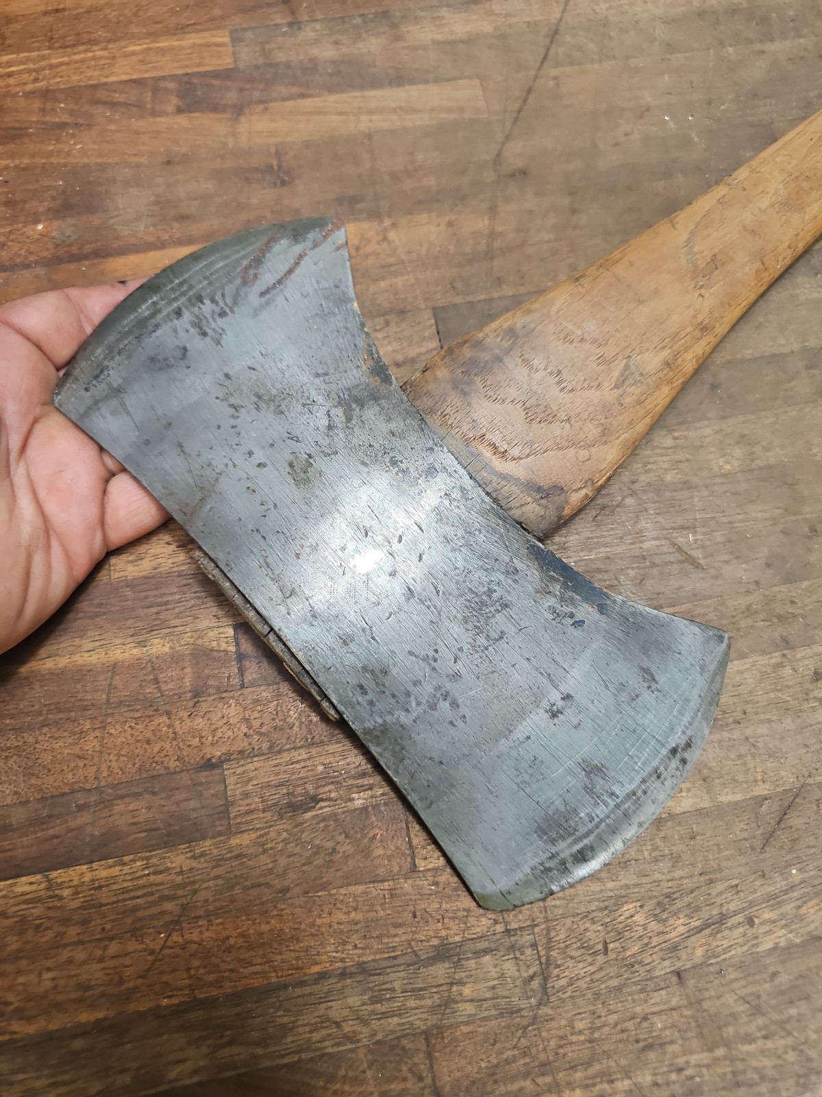 AC1- Vintage Rixford P55 – 4 lb 9 oz Double Bit Axe