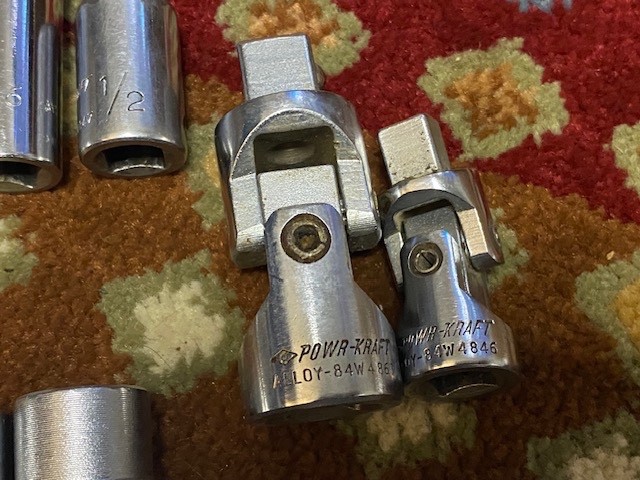 Lot of 20 Powr-Kraft 1/2″ & 3/8″ Dr 12 Pt Deep Well Sockets & Extensions