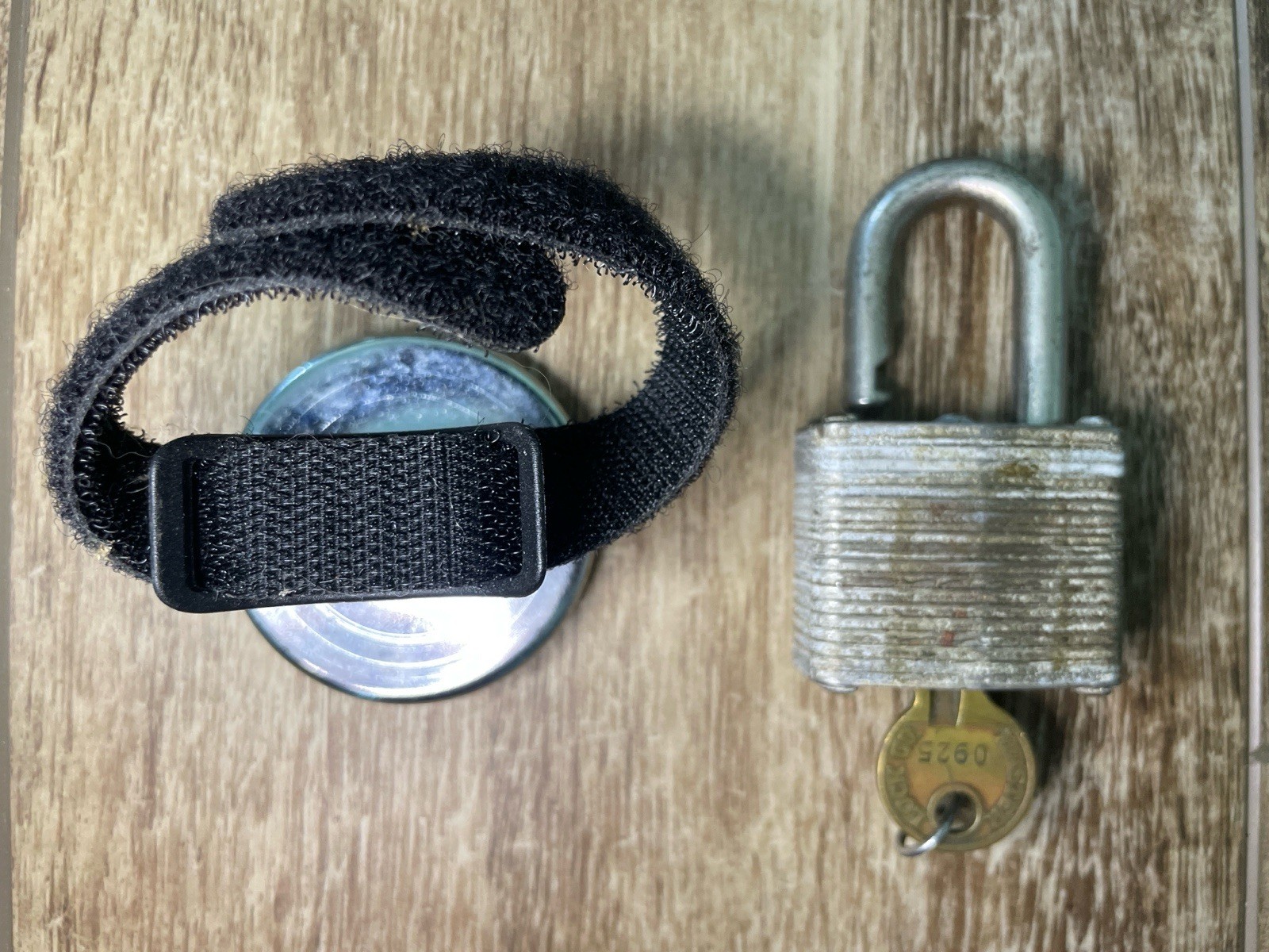 1970s Master Lock 0925 w/ Key + Magnet Mount w/ Hook & Loop Strap