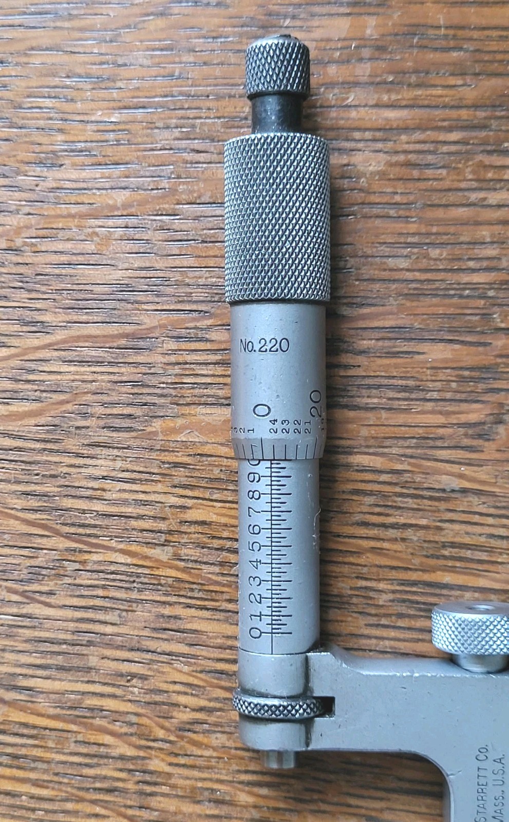 Starrett No. 220 Mul-T-Anvil Micrometer 0-1″ w/Anvils, Wrench & Box USA