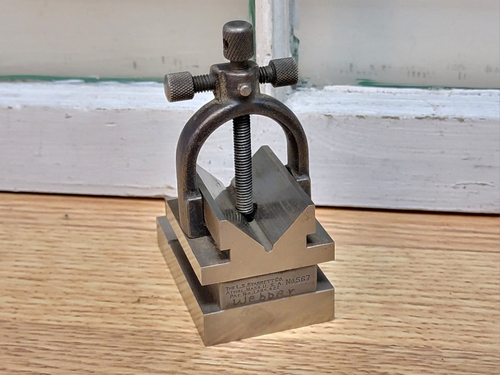 Fine Vintage L.S. Starrett No. 567 Machinist’s V Block & Work Holding Clamp Tool