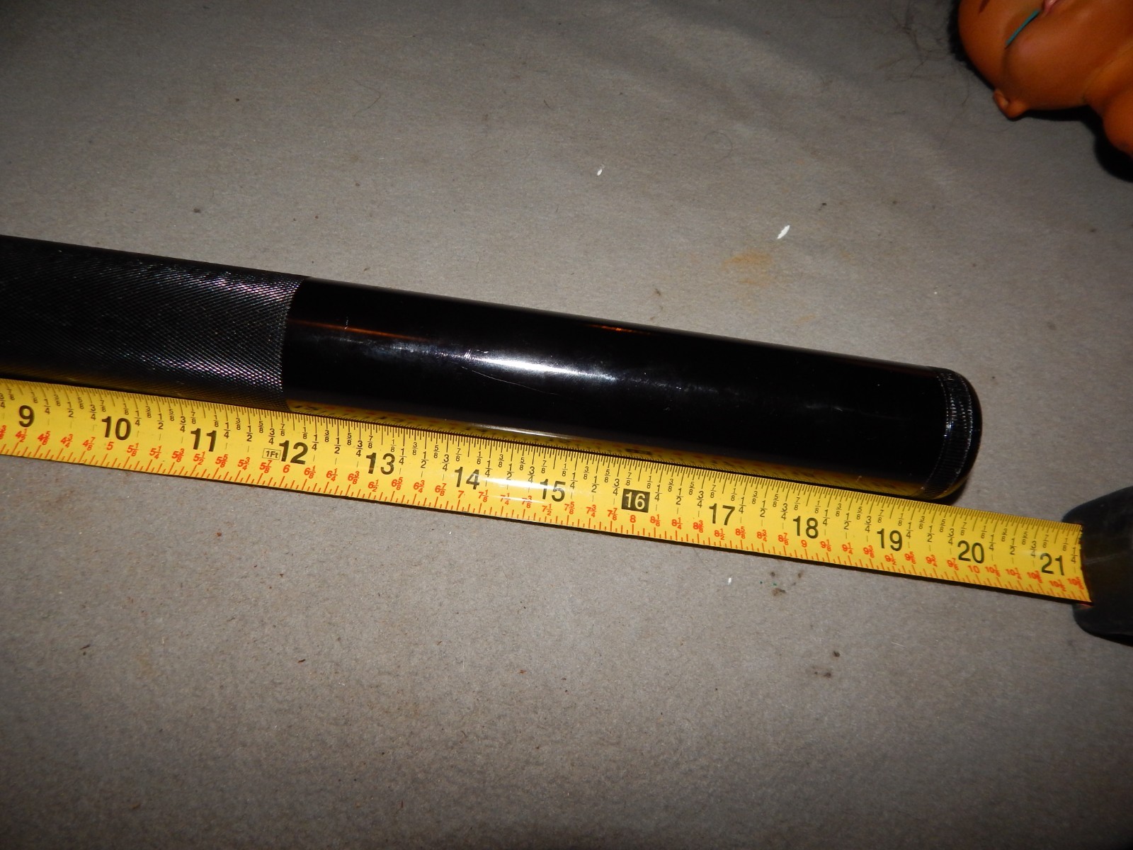 Vintage? Mag Co Mag-Lite Police Flashlight 19 1/2″ Long Works Estate Find