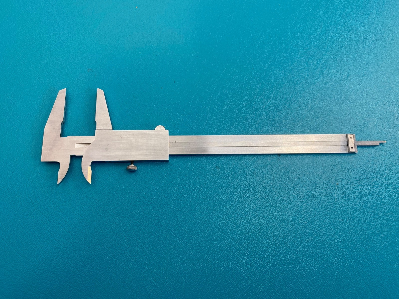 NZ 6″ CALIPER, MACHINIST/TOOLMAKER, CLEAN, WORKS GREAT
